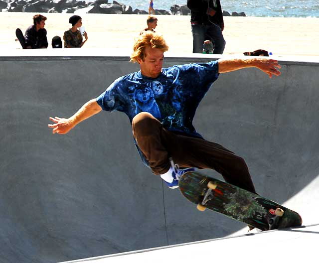 Venice Beach Skate Park, Windward Avenue and Ocean Front Walk, Monday, October 5, 2009 (two days after it opened)