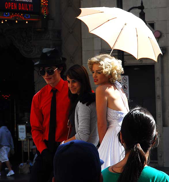 Michael Jackson and Marilyn Monroe impersonators in front of the Kodak Theater, Hollywood Boulevard