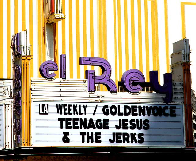 The El Rey Theater on Wilshire Boulevard