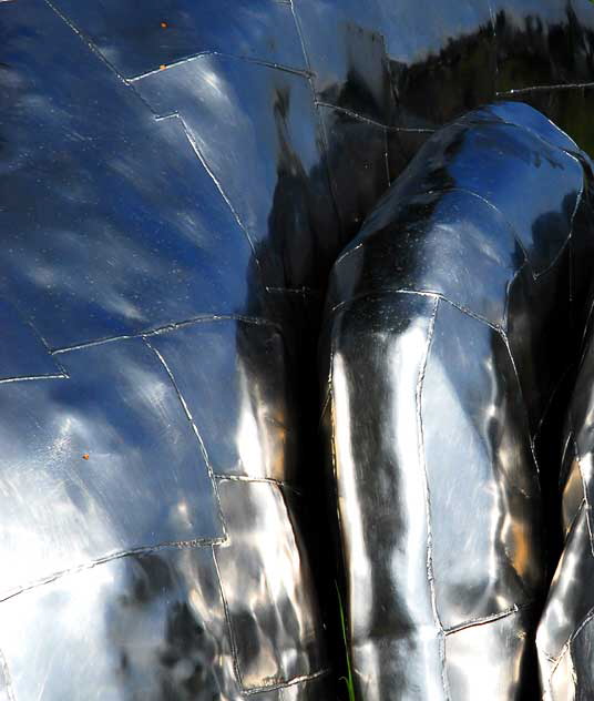 "Erratic" (2007) by Roxy Paine, at Santa Monica Boulevard and Crescent Drive, Beverly Gardens Park, Beverly Hills, California 