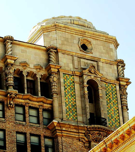 Exterior of the Million Dollar Theater, 307 South Broadway in downtown Los Angeles, from 1917 - exterior design, Joseph Jacinto "Jo" Mora (1876-1947) - on a twelve-story tower designed by the Los Angeles architect Albert C. Martin, Sr.