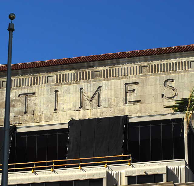 Los Angeles Times Building, 1935, Gordon Kaufmann