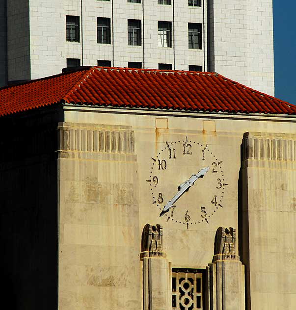Los Angeles Times Building, 1935, Gordon Kaufmann