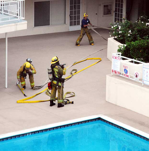 Apartment fire at 1606 North Laurel Avenue, Sunday morning, October 25, 2009