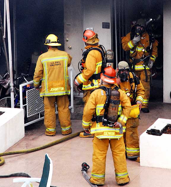 Apartment fire at 1606 North Laurel Avenue, Sunday morning, October 25, 2009