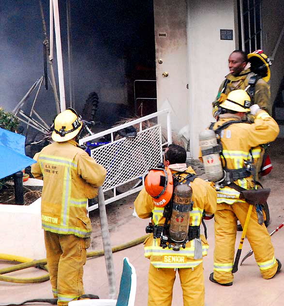 Apartment fire at 1606 North Laurel Avenue, Sunday morning, October 25, 2009