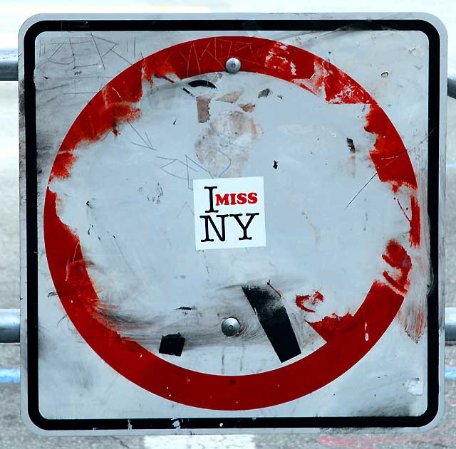 "I Miss NY" - sticker, Hollywood