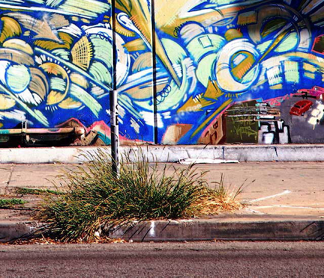 "Los Angeles: The Living City" - mural by Sandra Drinning, 1990-1991 - H & K Supermarket, Western Avenue at 1st - photographed on Tuesday, November 3, 2009