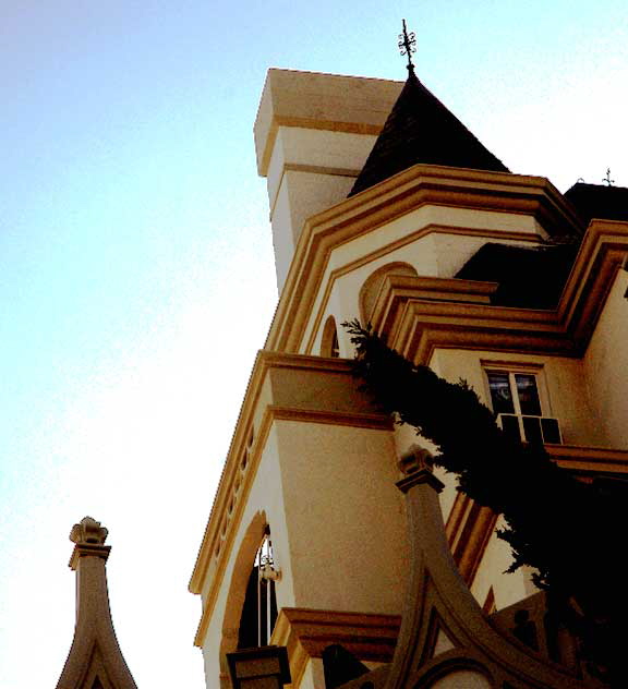 Hollywood Tower, 1929, Cramer and Wise - 6200 Franklin Avenue, Hollywood 