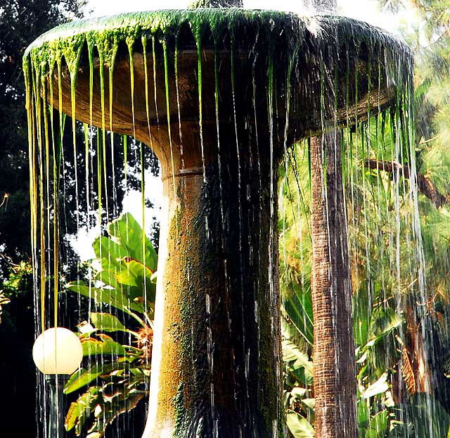 Central Fountain, Will Rogers Memorial Park, Sunset Boulevard at Rodeo Drive, Beverly Hills 