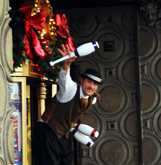 Juggler on Stilts, El Capitan Theater, Hollywood Boulevard