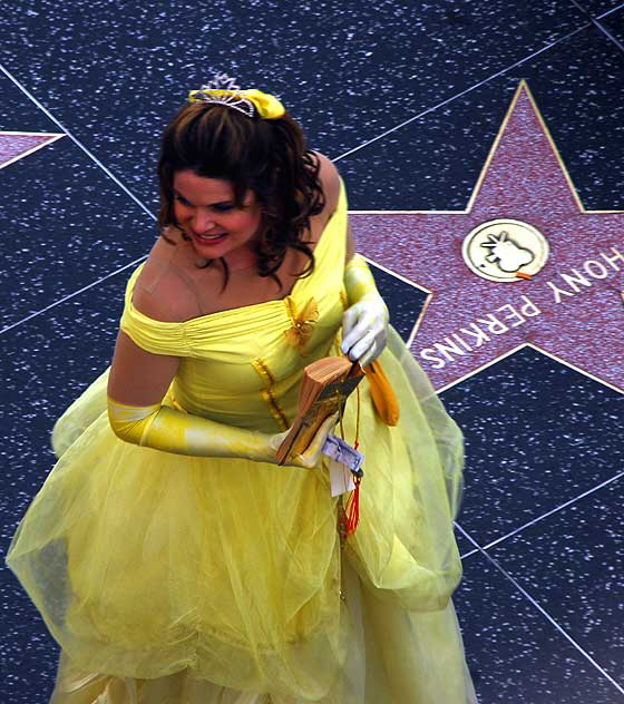Yellow Princess, Hollywood Boulevard