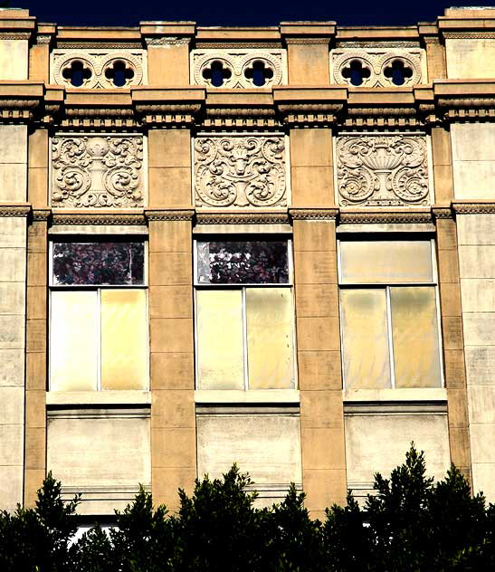 South wall of the Warner Pacific Theater, Hollywood Boulevard