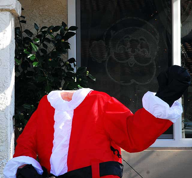 Headless Santa on Christmas Day, Nutmeg Way, Carlsbad, California 