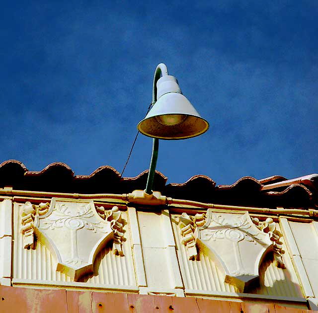 Yellow Art Deco wall with Lamp, Melrose Avenue
