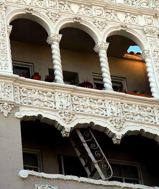 La Leyenda Apartments, 1737 North Whitley, Hollywood - from 1926