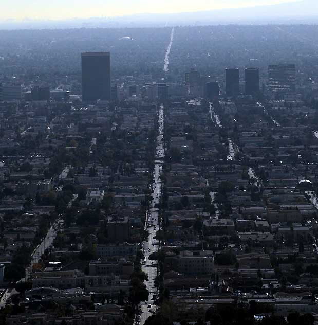 Vermont Avenue - view from the Griffith Park Observatory above Hollywood - Friday, December 18, 2009