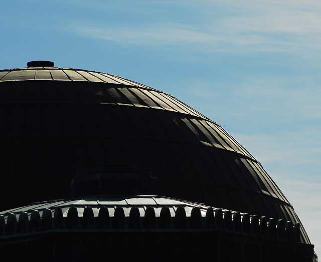 Winter sky at the Griffith Park Observatory