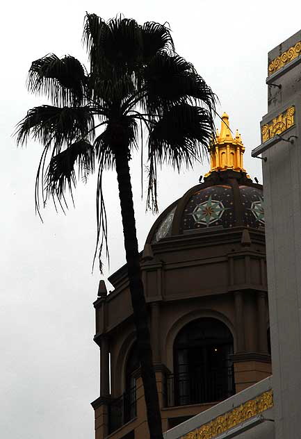 Dome at the intersection of Beverly and Wilshire, Beverly Hills