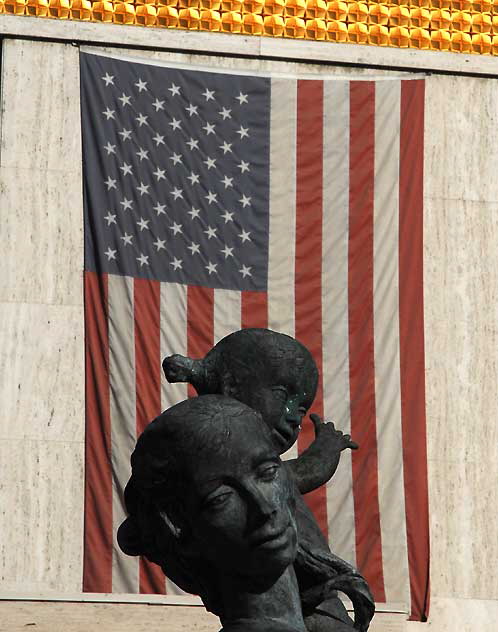 Millard Sheets "fountain family" sculpture, circa 1952, at his mosaic mural, at the former Home Savings of America building at 2600 Wilshire Boulevard in Santa Monica