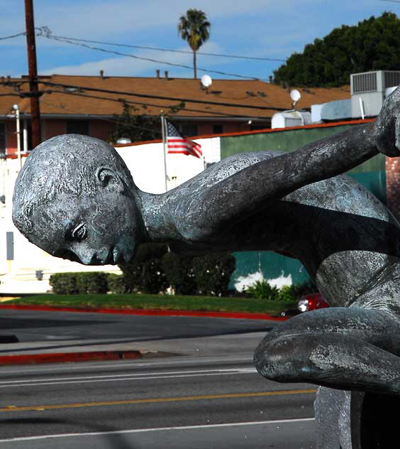 Millard Sheets "fountain family" sculpture, circa 1952, at his mosaic mural, at the former Home Savings of America building at 2600 Wilshire Boulevard in Santa Monica