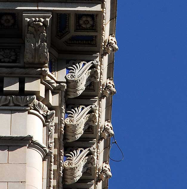 Security Pacific Building at Raymond Chandler Square, Hollywood