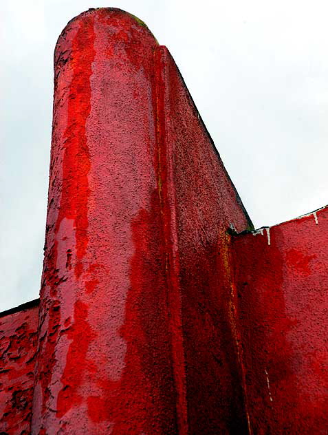 Red Wall, Melrose Avenue