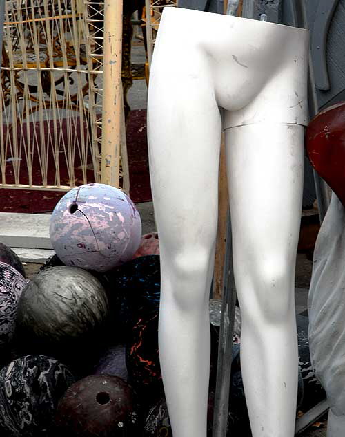 White mannequin at Nick Metropolis, props and antiques, La Brea and First, south of Hollywood