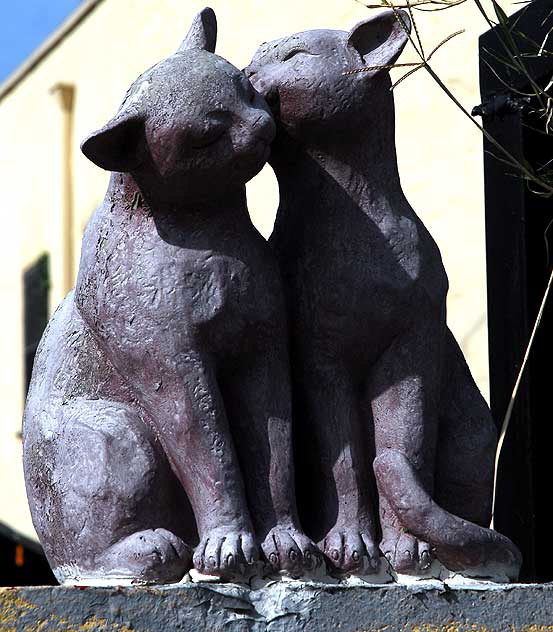 Cats sculpture at daycare center on Hyperion, near Sunset Boulevard