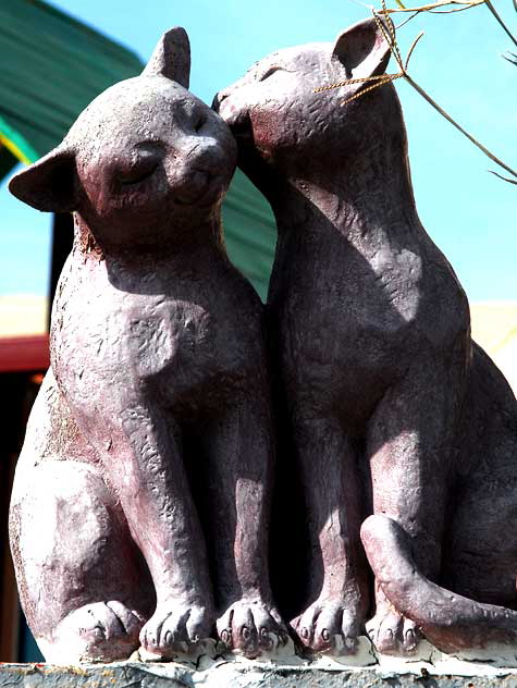 Cats sculpture at daycare center on Hyperion, near Sunset Boulevard