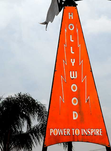 Windmill sculpture on the northeast corner of La Brea and Fountain - "Hollywood: The Power to Inspire"