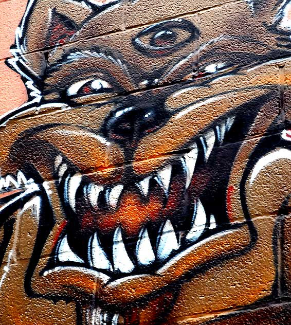 Graffiti Wolf, alley behind the On Fire Grill, Melrose Avenue
