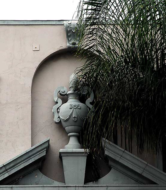 Marion Building on Cahuenga in Hollywood