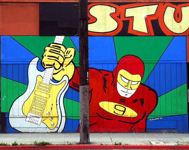 Mural at Studio 9, Santa Monica Boulevard, east of Vine Street, Hollywood Mural at Studio 9, Santa Monica Boulevard, east of Vine Street, Hollywood