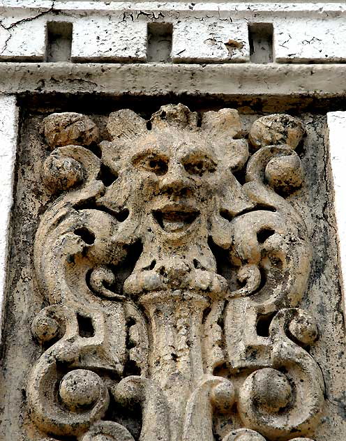 Terra Cotta Face, Hollywood Boulevard