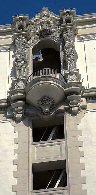 Asbury Apartments at MacArthur Park, Los Angeles