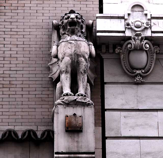 The Alexandria Hotel - 1906, John Parkinson - 210 West Fifth Street at Spring Street, Los Angeles