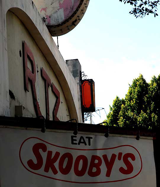 Skooby's Hot Dogs and Ritz Theater, Hollywood Boulevard