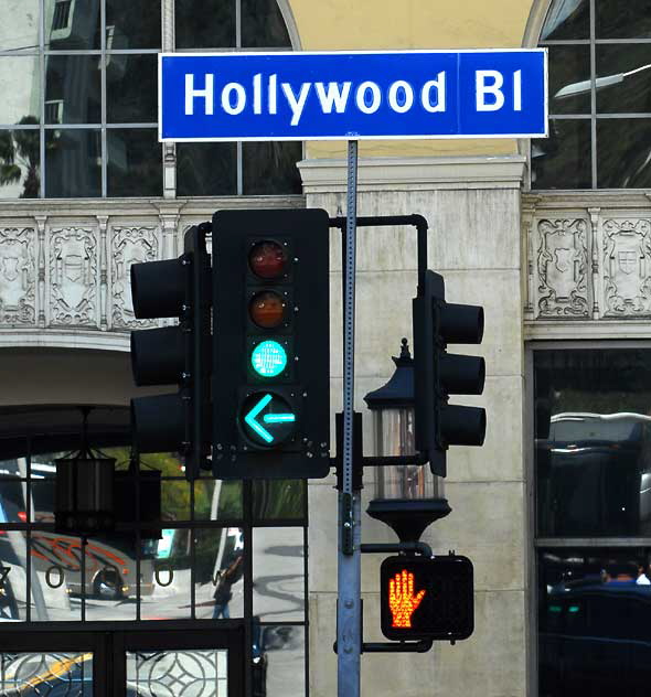 Traffic signal at the Hollywood Roosevelt Hotel