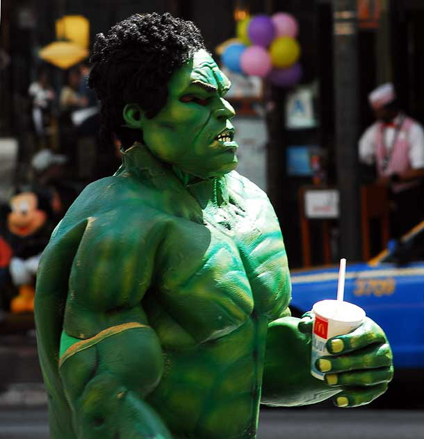 Hulk impersonator, Hollywood Boulevard