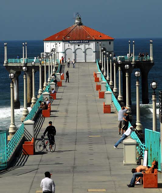 Manhattan Beach Pier, Tuesday, March 23, 2010