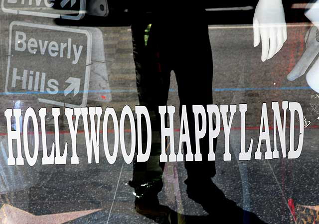 Hollywood Happyland