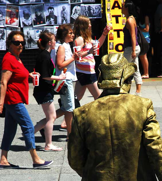 Venice Beach - the Gold Man