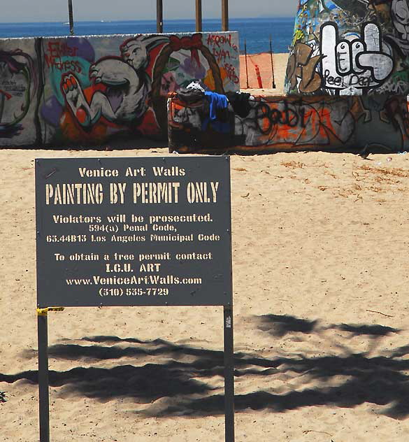 Venice Beach Art Wall, Thursday, April 8, 2010