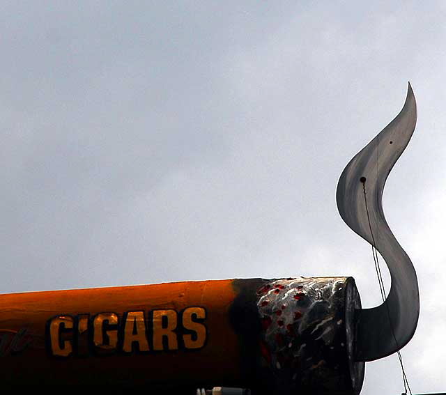 Giant cigar above liquor store on the Sunset Strip