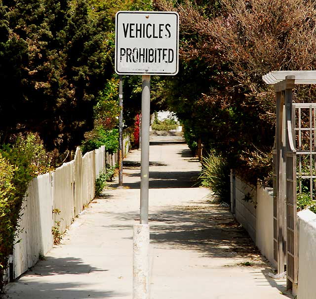 : Wave Crest Avenue at Speedway, Venice Beach