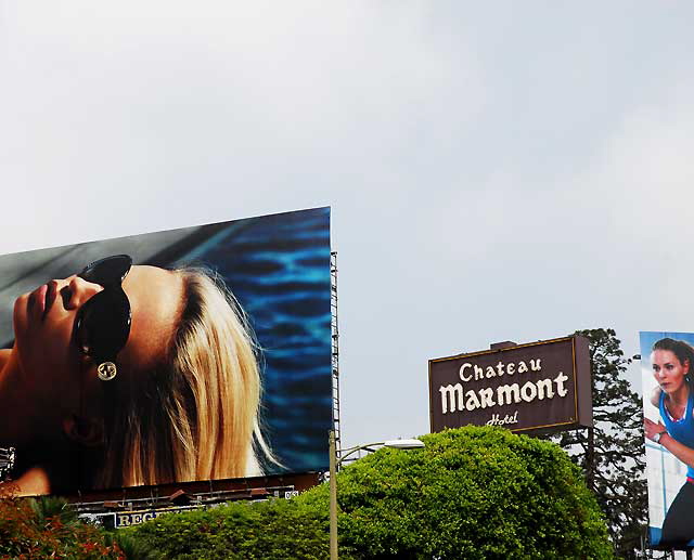 Billboard above the Sunset Strip, Tuesday, June 29, 2010 - Gucci 