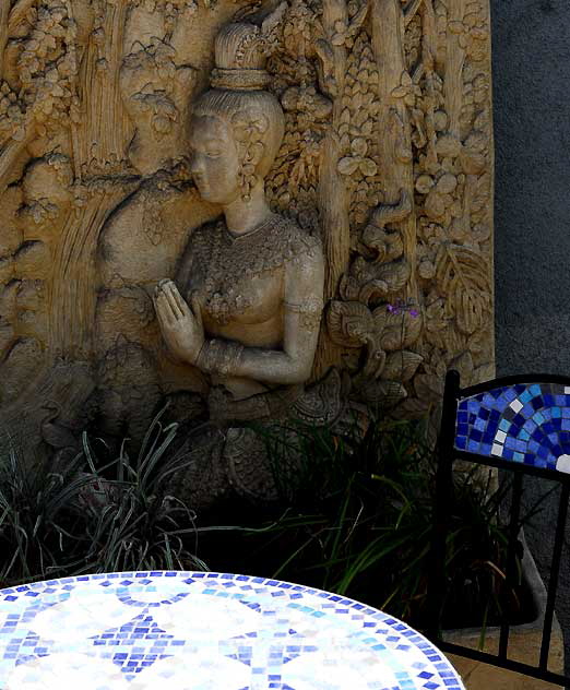 Buddha Table - café on Sunset Boulevard, Hollywood