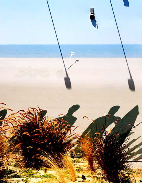 Beach mural at The Colony on North Cahuenga, just off Hollywood Boulevard at Raymond Chandler Square