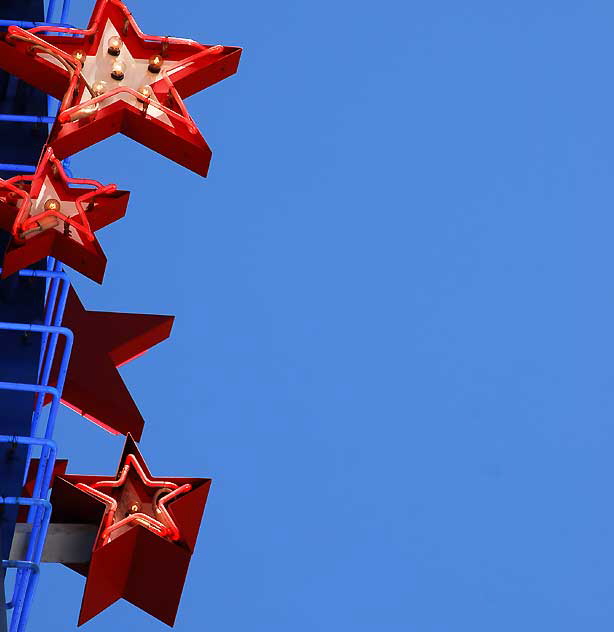 Neon Stars, Hollywood Wax Museum